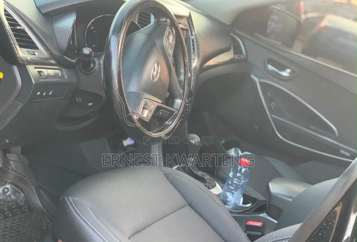 Hyundai Santa Fe 2014 Black