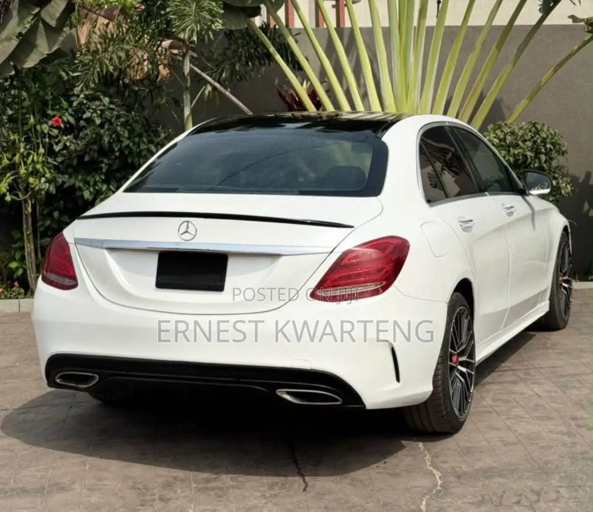 Mercedes-Benz C300 2016 White