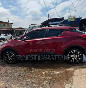Toyota C-HR 2019 Red