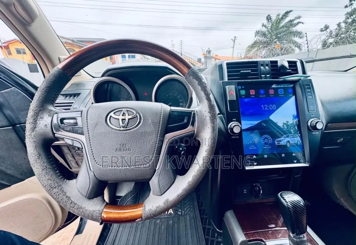 Toyota Land Cruiser Prado 2015 Black