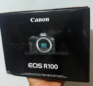 Canon Eos R100
