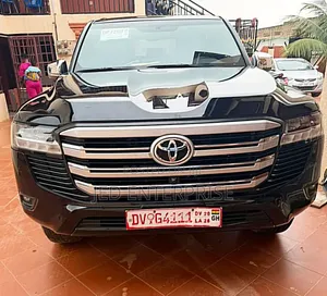 New Toyota Land Cruiser 2025 Black