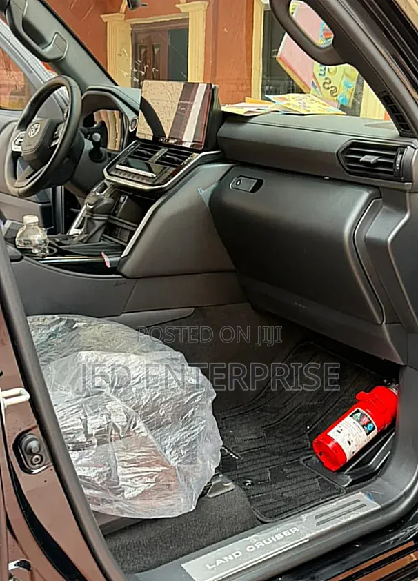 New Toyota Land Cruiser 2025 Black