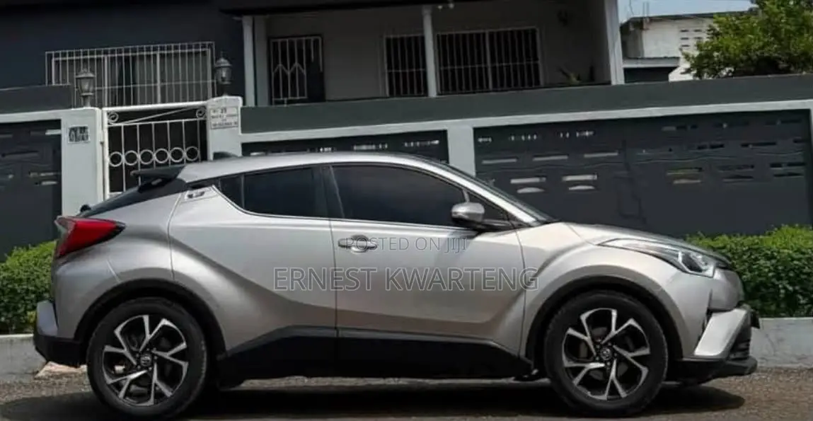 Toyota C-HR 2019 Gray