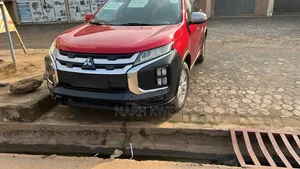 Mitsubishi RVR 2021 Red