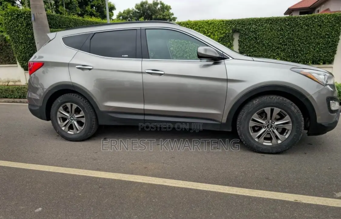 Hyundai Santa Fe 2016 Silver
