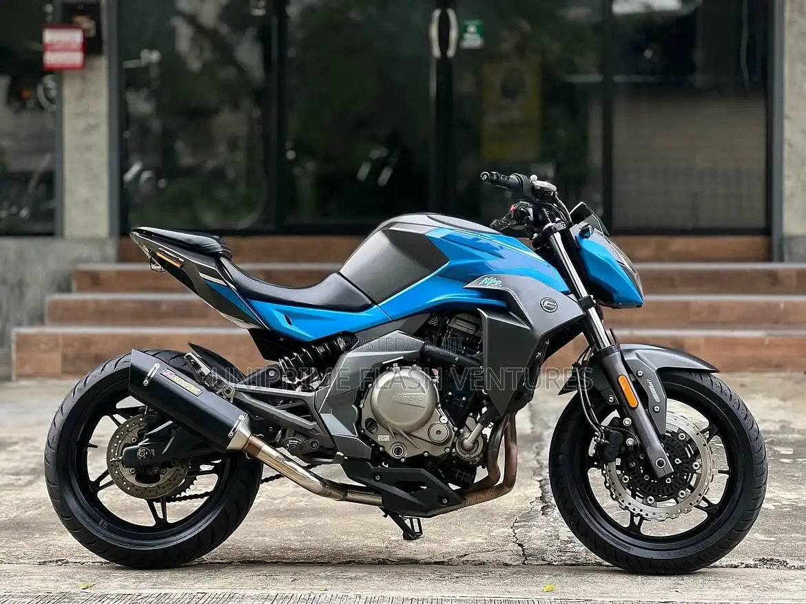 CFMoto 650NK 2023 Blue