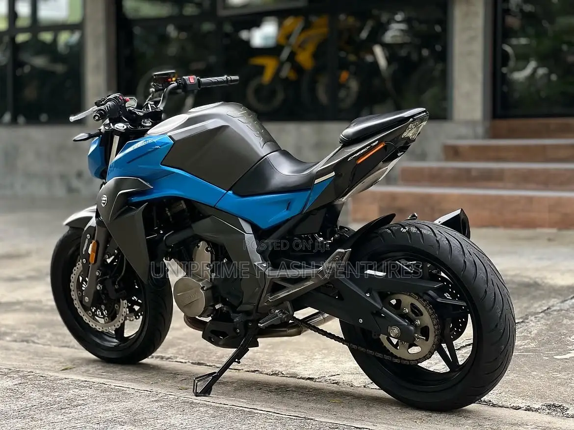 CFMoto 650NK 2023 Blue