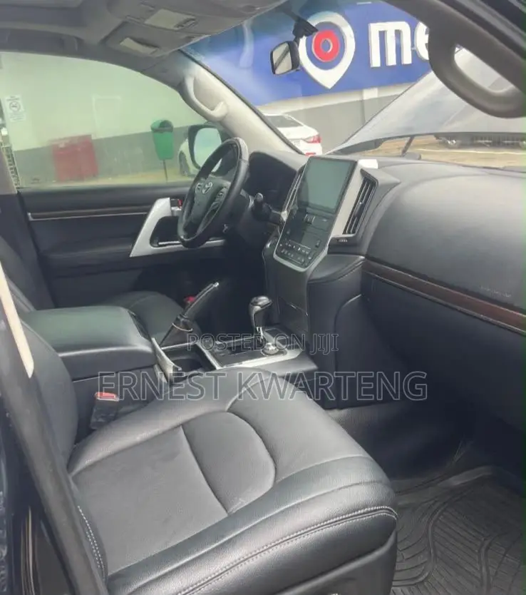 Toyota Land Cruiser 2020 Black