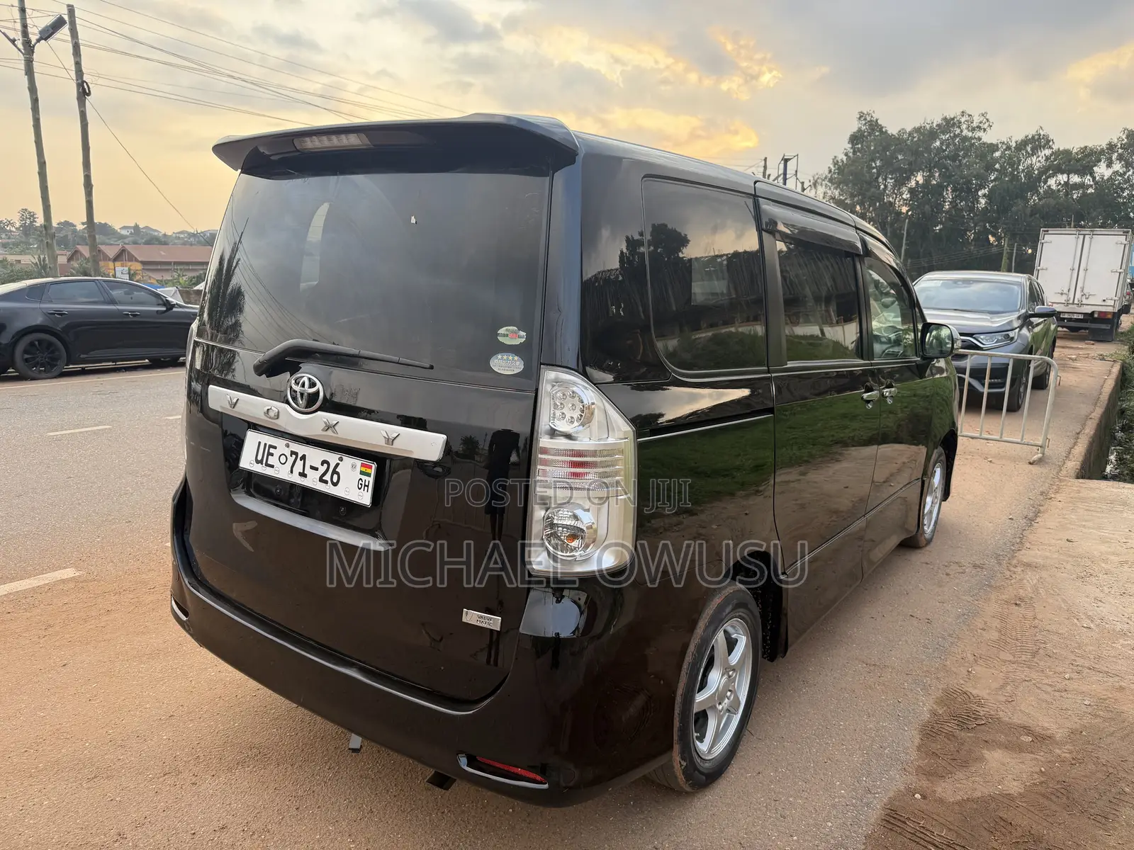 Toyota Voxy 2013 Black