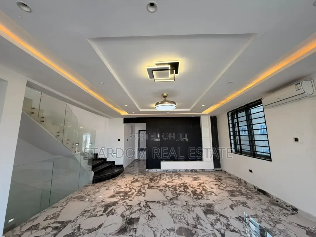 4bdrm Duplex in East Legon Hills, Lake Side Estate for sale