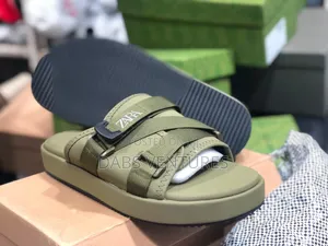 Zara Men Slide 40-45