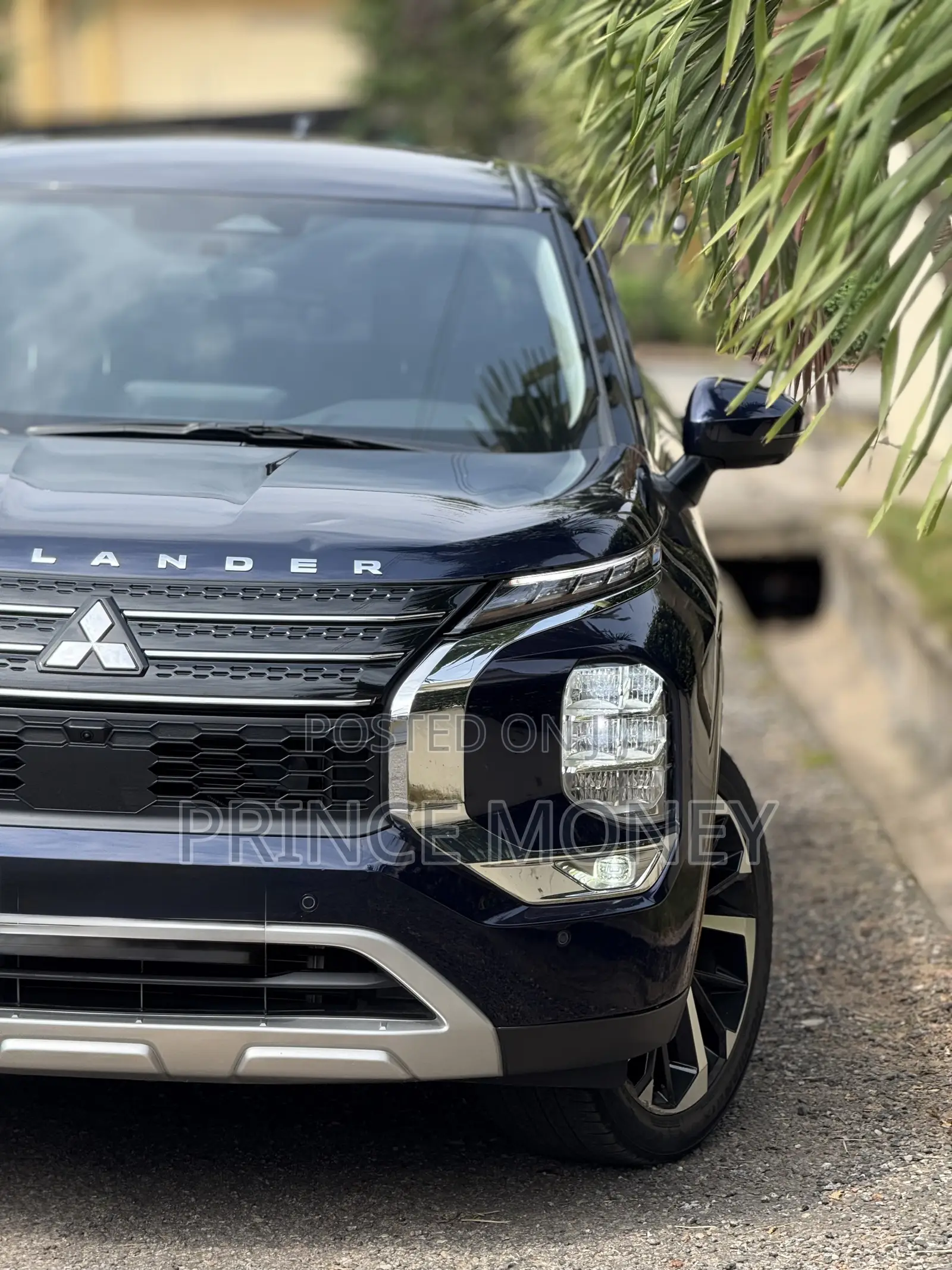 Mitsubishi Outlander 2024 Black