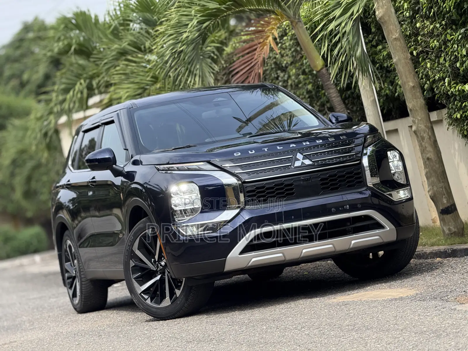 Mitsubishi Outlander 2024 Black