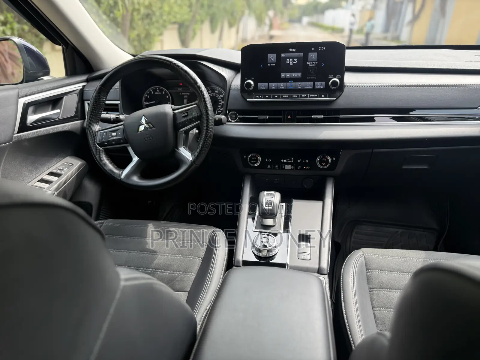 Mitsubishi Outlander 2024 Black