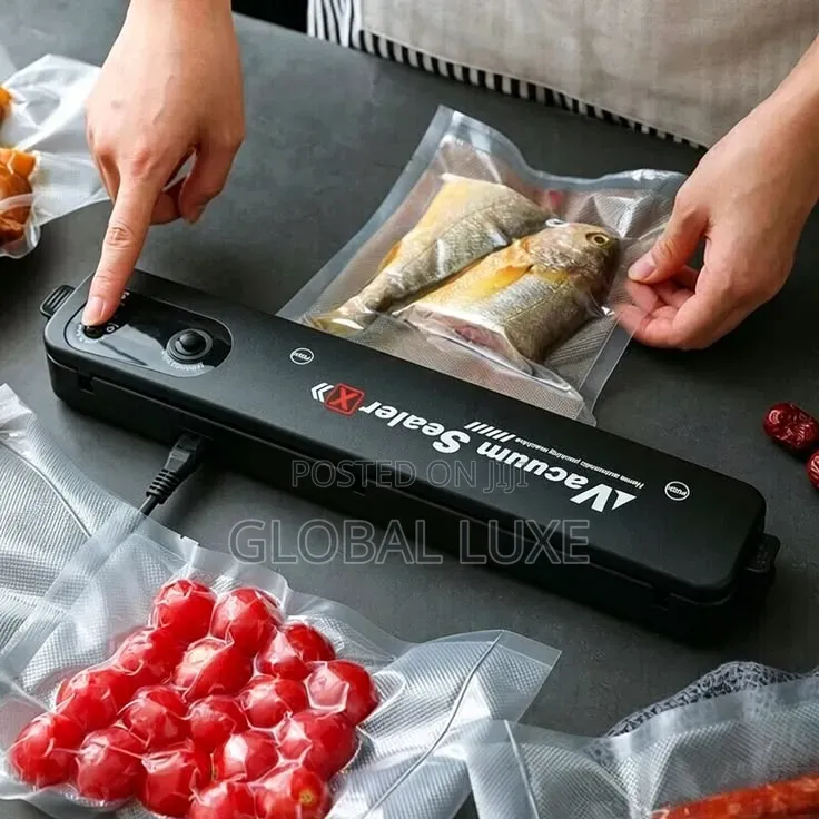 Vacuum Sealer Machine – Food Preservation & Storage