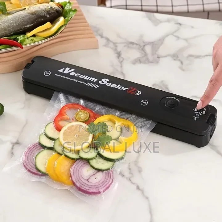 Vacuum Sealer Machine – Food Preservation & Storage