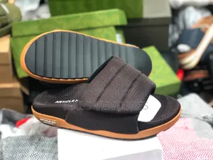 Luxury Slide Wear. Articles