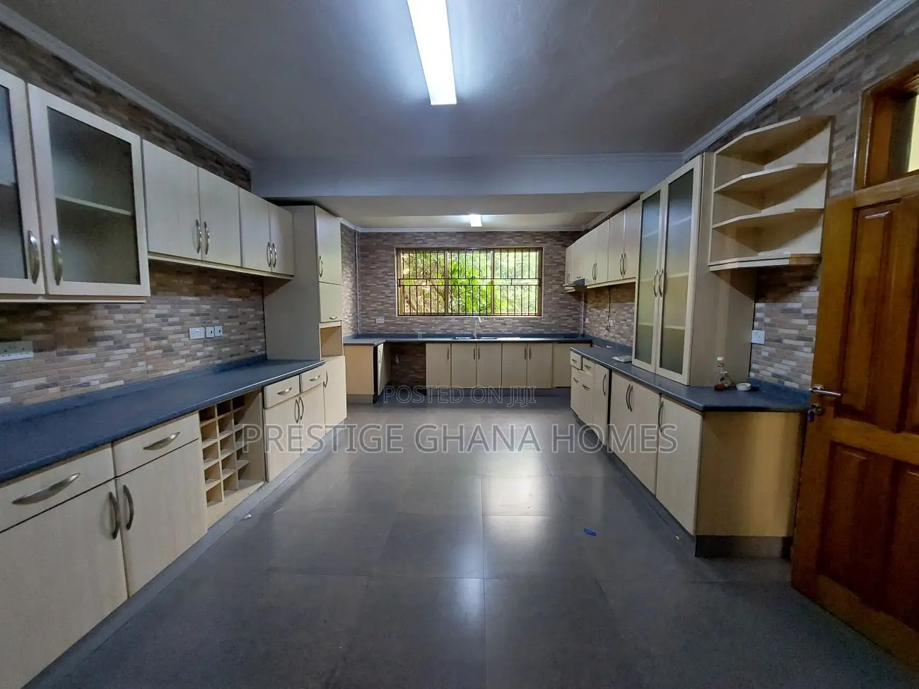 4bdrm House in US Embassy Area for rent
