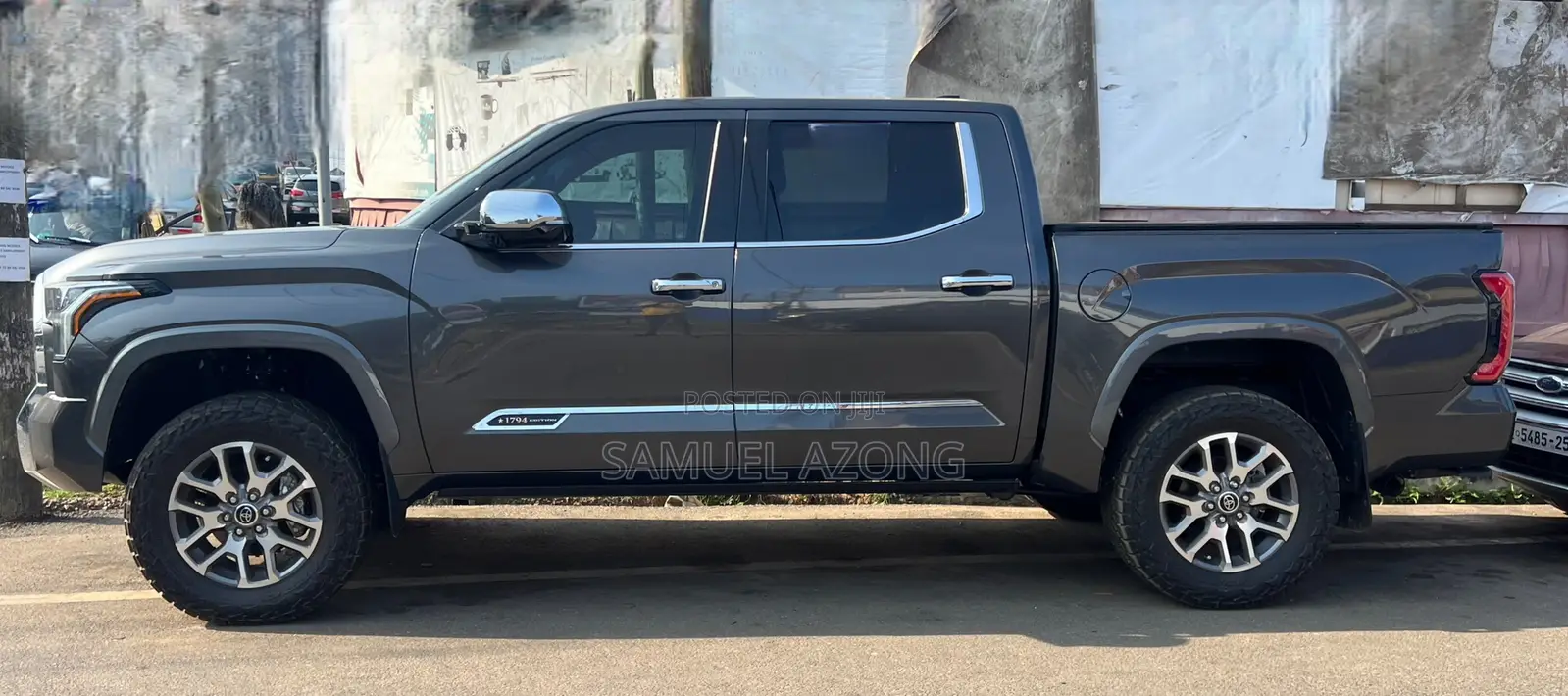 Toyota Tundra 1794 Edition CrewMax 5.5' Bed 2024 Gray