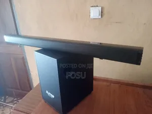Wireless Soundbar and Woofer