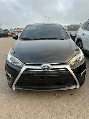 Toyota Yaris 2015 Black