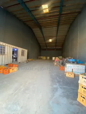 Warehouse 1400 Square Meter for Rent at Spintex