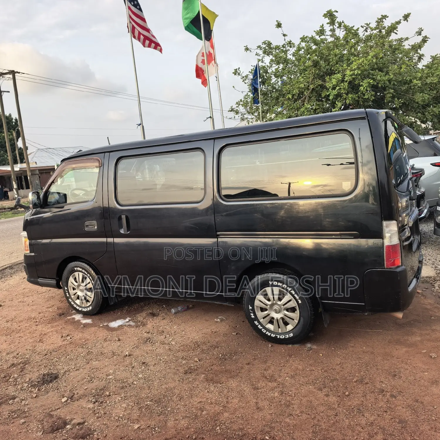 Nissan NV200 2011 Green
