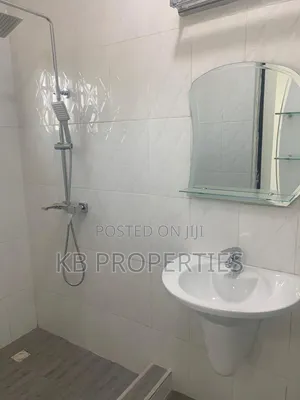 3bdrm House in Kb Properties, New Legon for sale