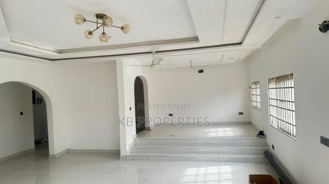 3bdrm House in Kb Properties, New Legon for sale