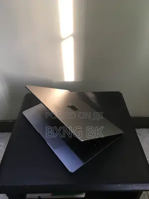 Laptop Apple MacBook Pro 2023 M2 Pro 16GB SSD 512GB