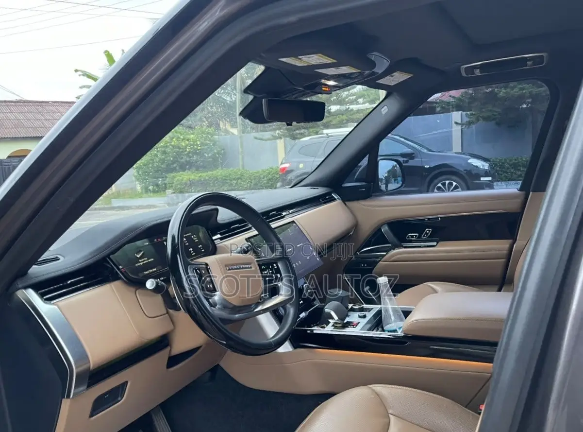 Land Rover Range Rover Vogue 2024 Beige