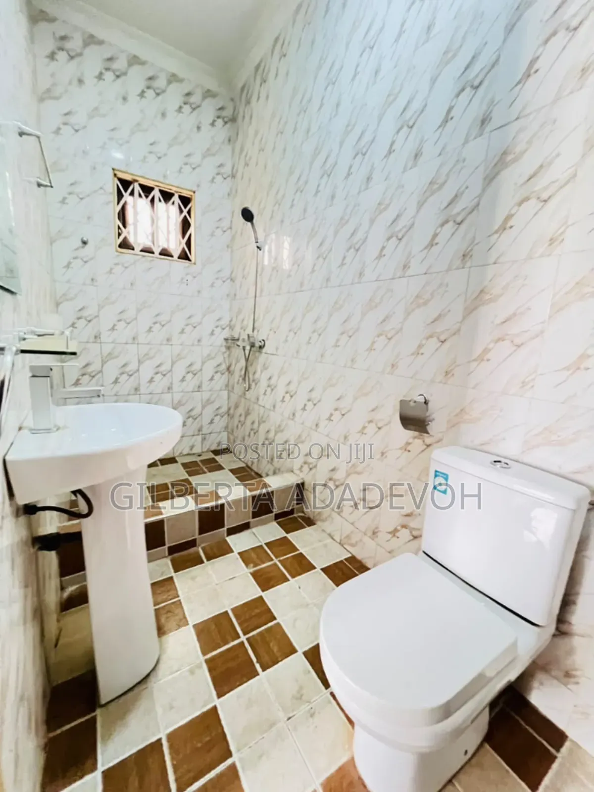 4bdrm House in Borga Homes, Owusu Ansah for rent