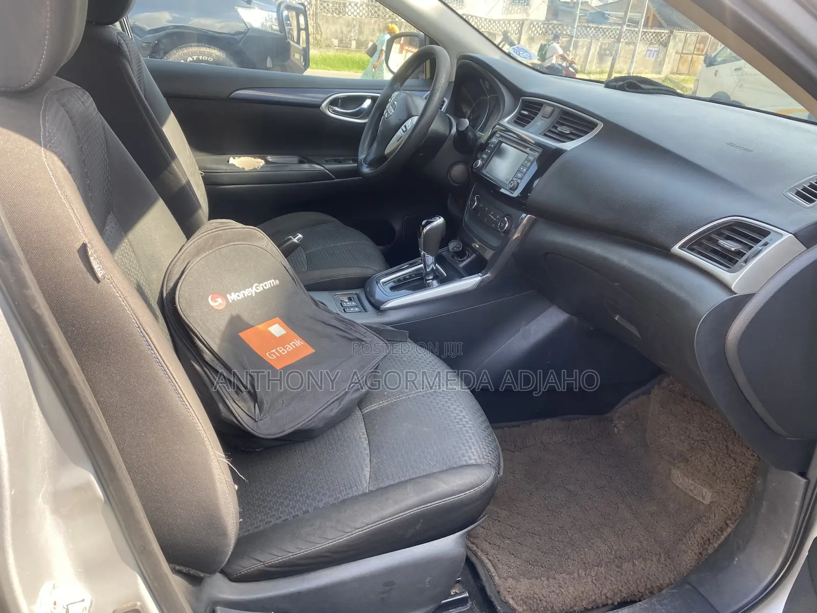 Nissan Sentra SR 2018 Silver
