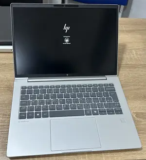 Laptop HP EliteBook 840 G11 8GB AMD Ryzen 5 SSD 256GB