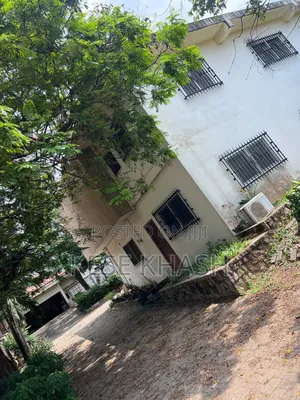 4bdrm House in Kese Cash, Tesano for sale