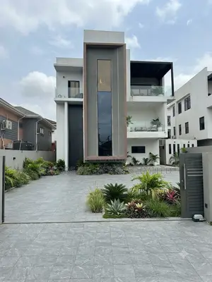 5bdrm Duplex in , Ability for sale