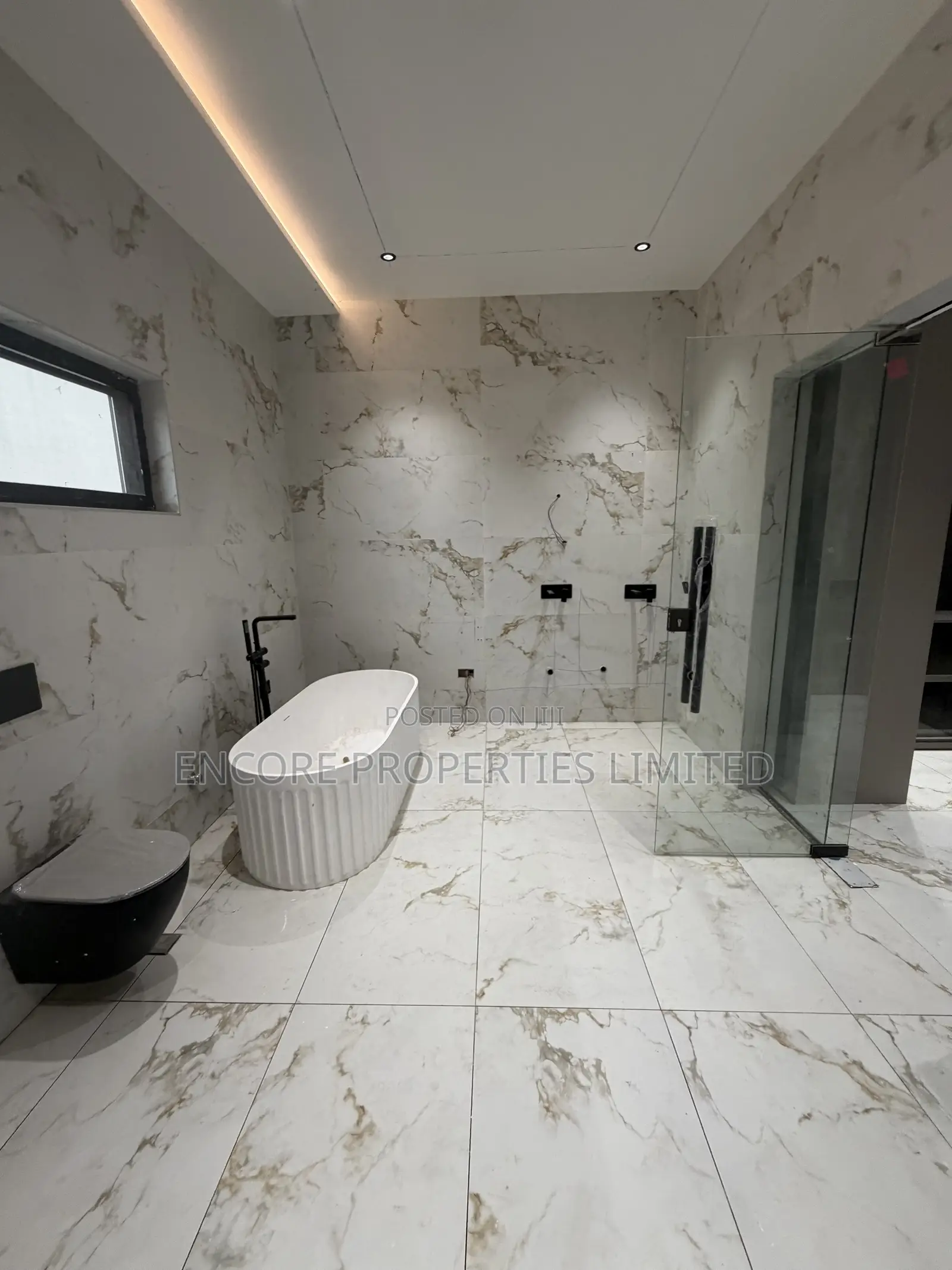 5bdrm Duplex in , Ability for sale