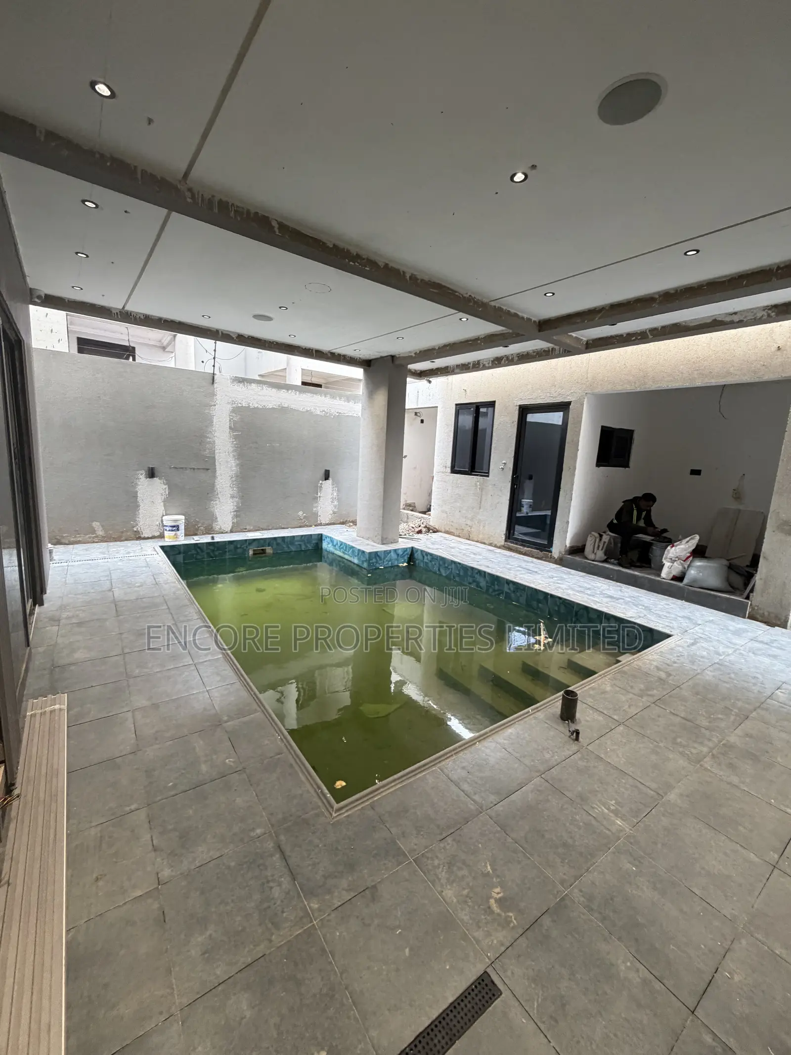 5bdrm Duplex in , Ability for sale