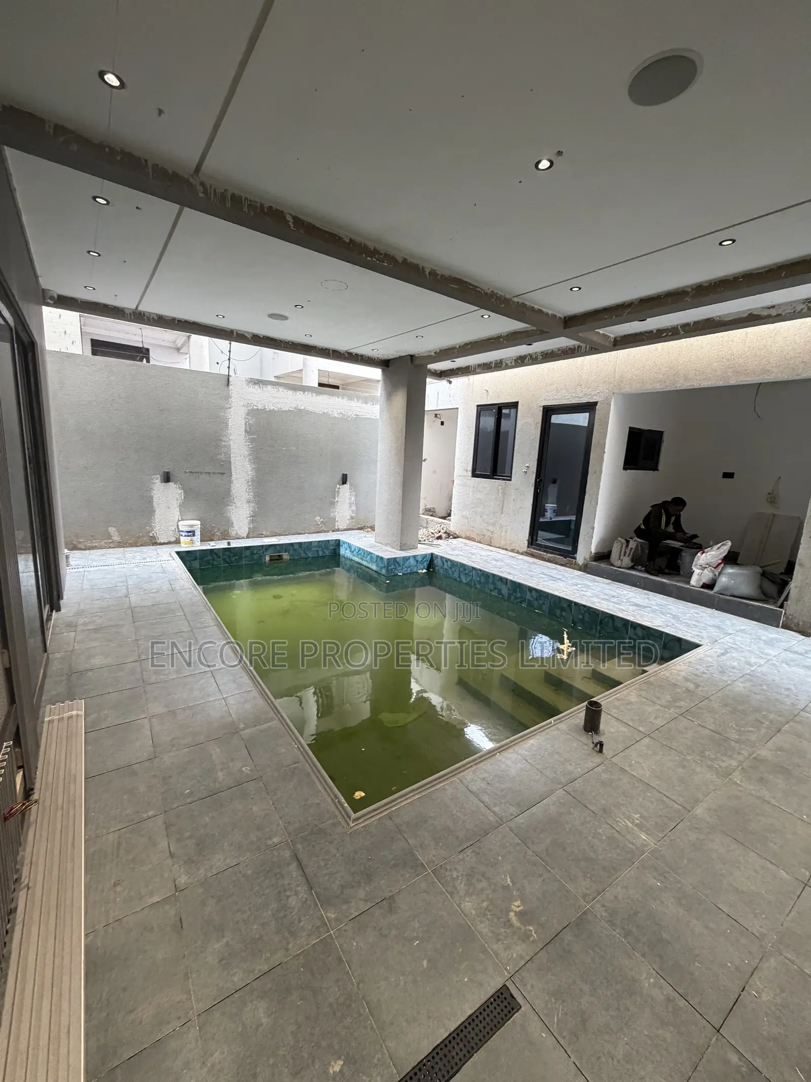 5bdrm Duplex in , Ability for sale