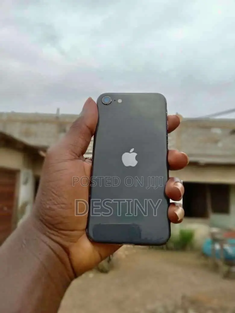 Apple iPhone SE (2020) 64 GB Red