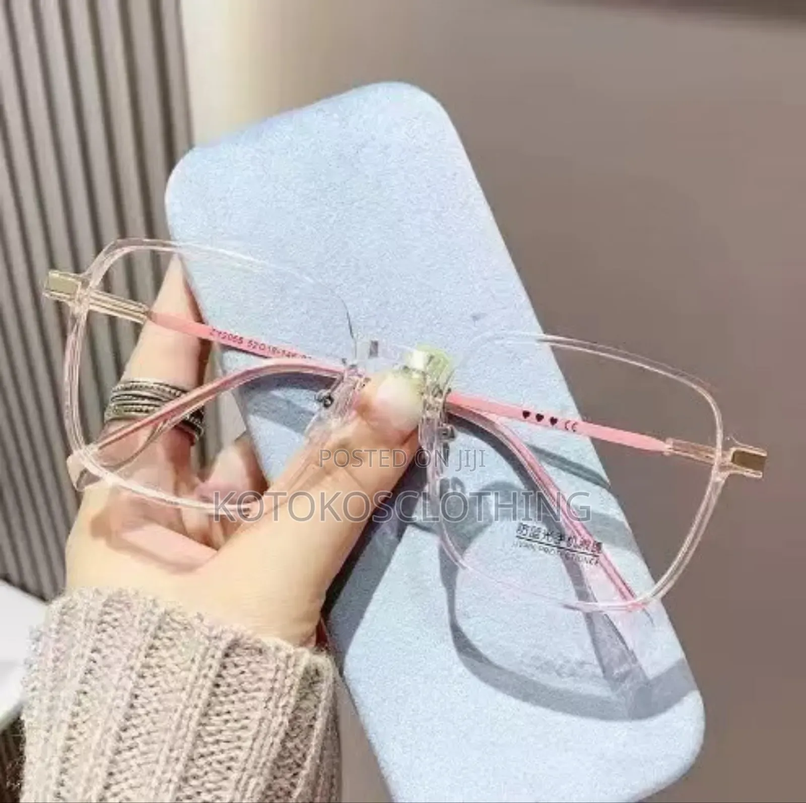 Ladies Classy Spectacle With Case