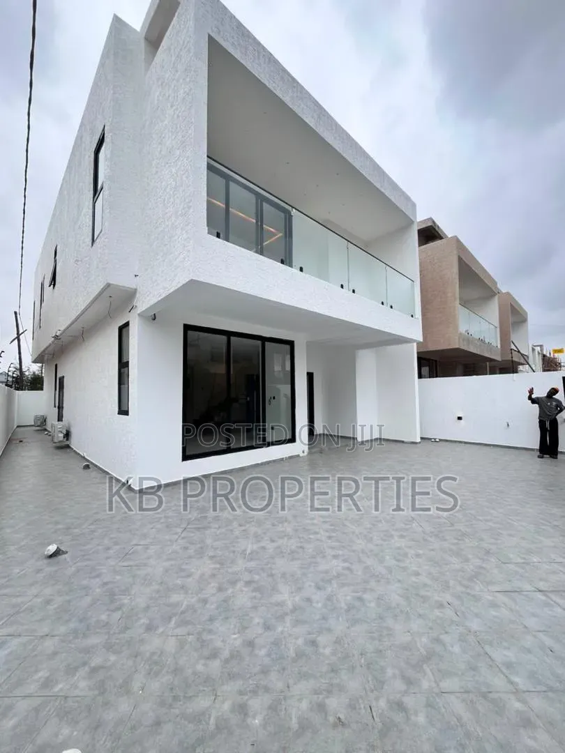 4bdrm House in Kb Properties, New Legon for sale