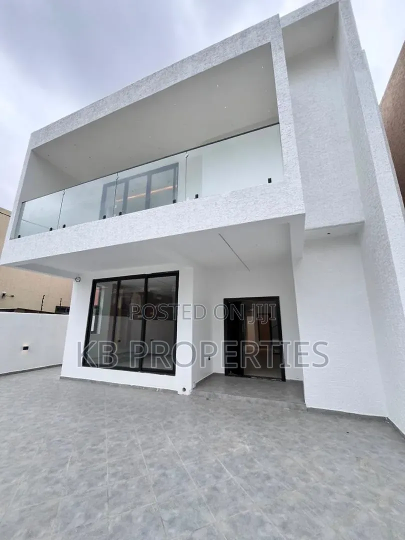 4bdrm House in Kb Properties, New Legon for sale