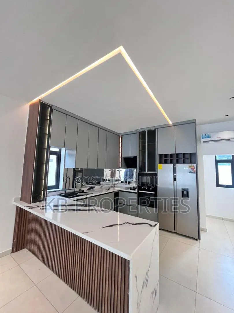 4bdrm House in Kb Properties, New Legon for sale