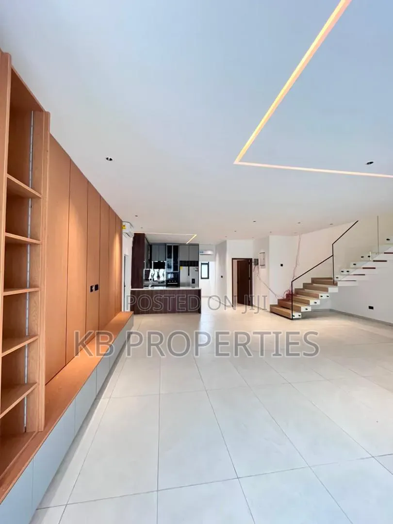 4bdrm House in Kb Properties, New Legon for sale