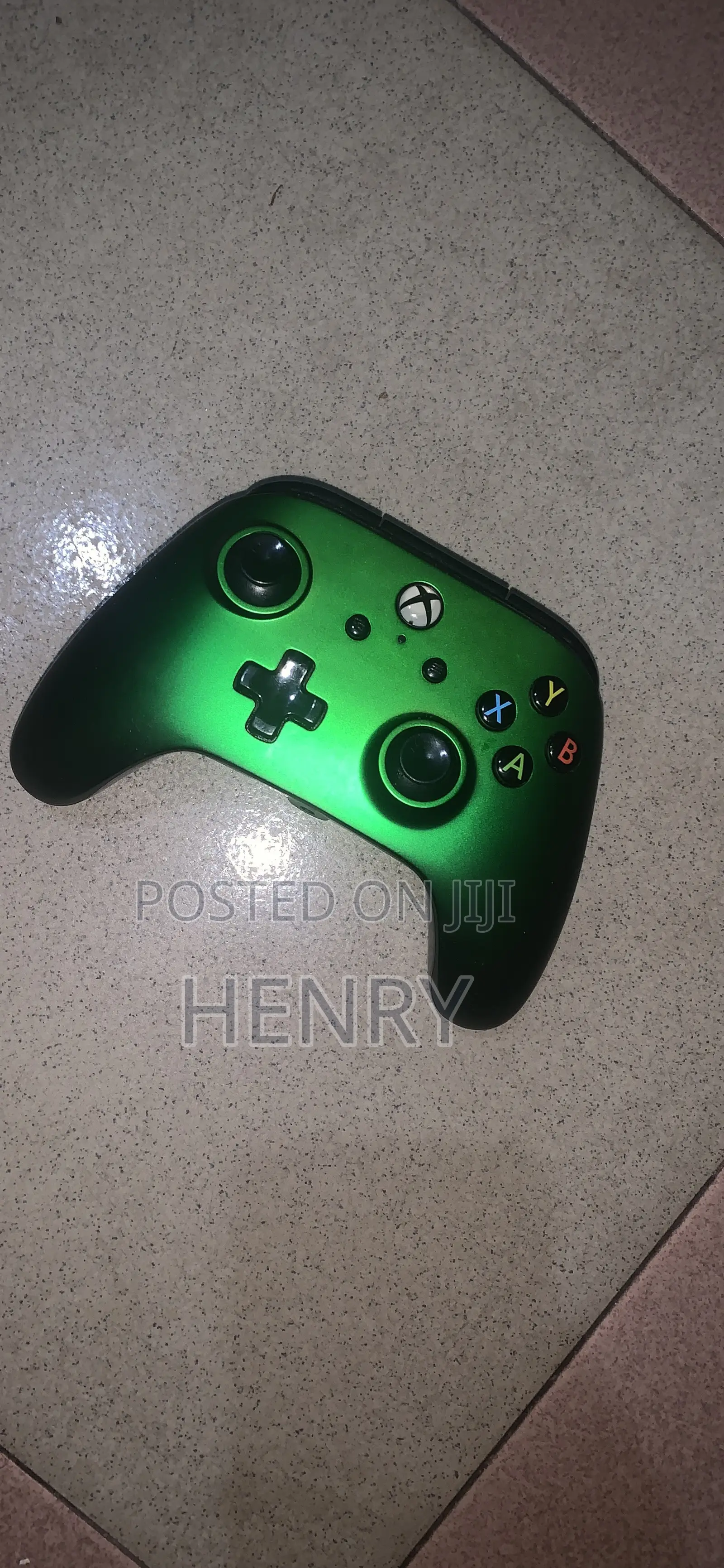 Xbox Power a Wired Controller