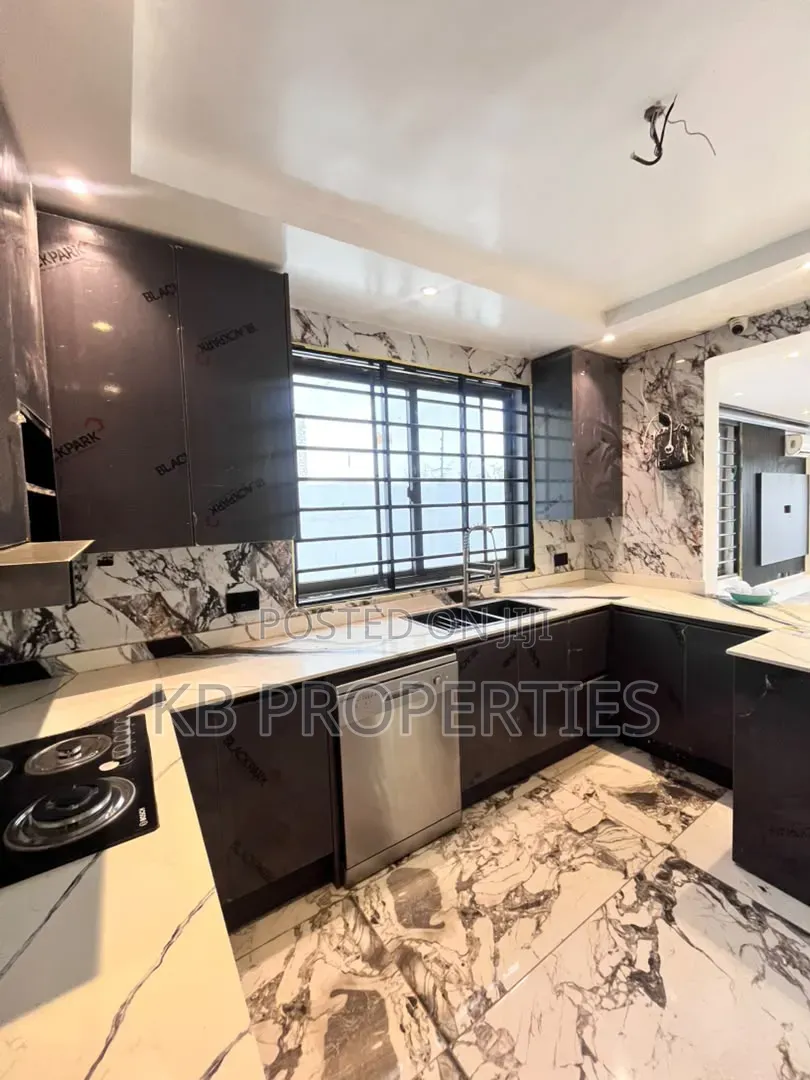 4bdrm House in Kb Properties, American House for sale