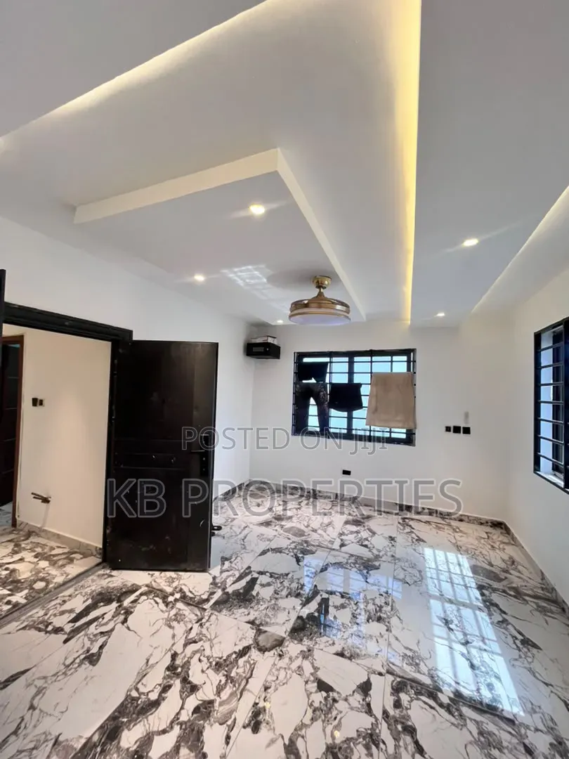 4bdrm House in Kb Properties, American House for sale