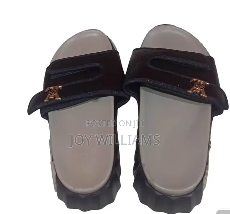 Teegold Wears